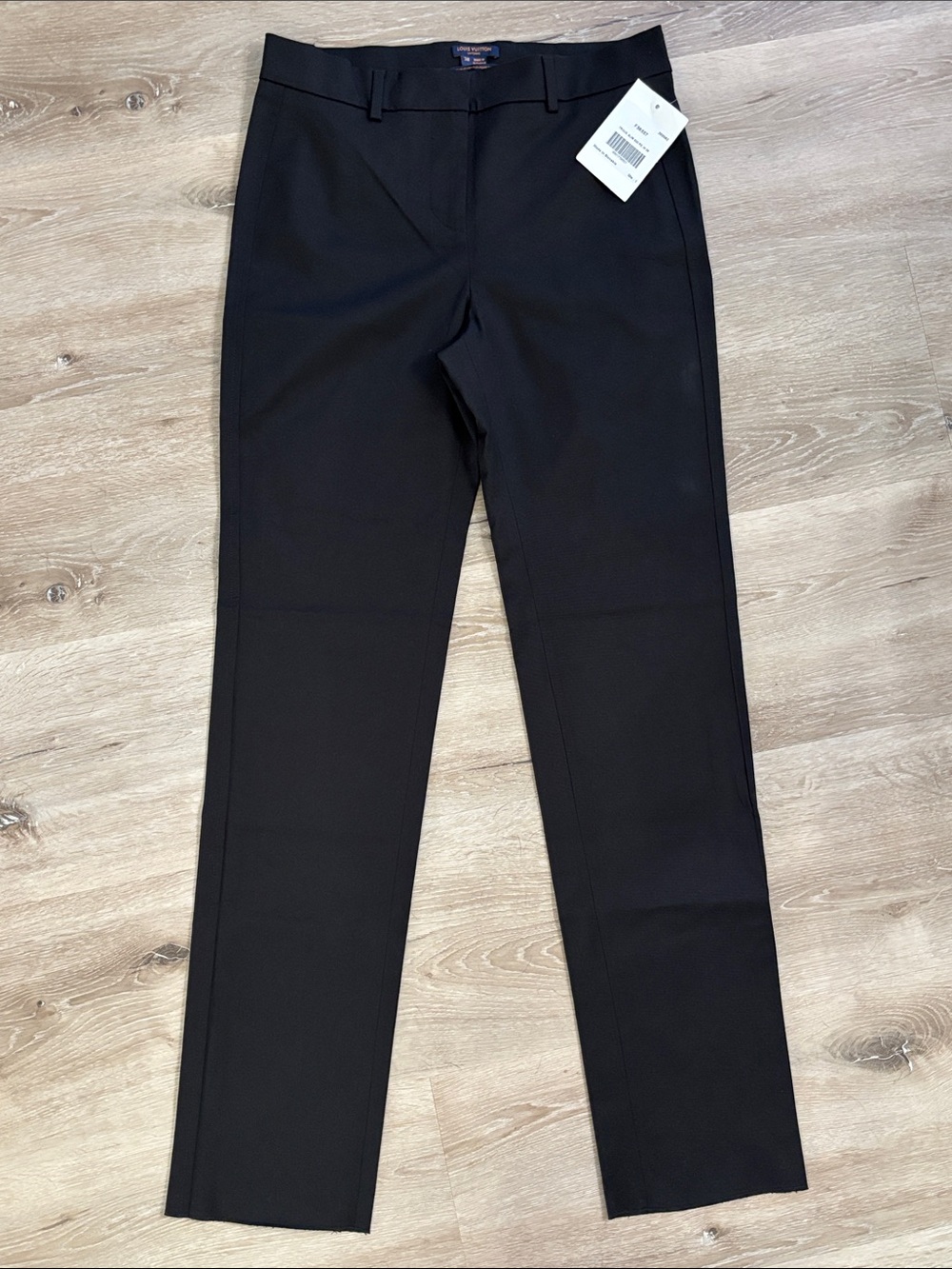 Louis Vuitton Women’s 38 (size 6) Black Trouser Pant Slim S20